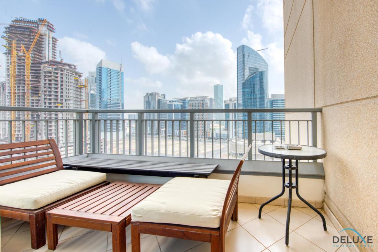 Neat 1Br At Claren Tower 1 Downtown Dubai By Deluxe Holiday Homes מראה חיצוני תמונה